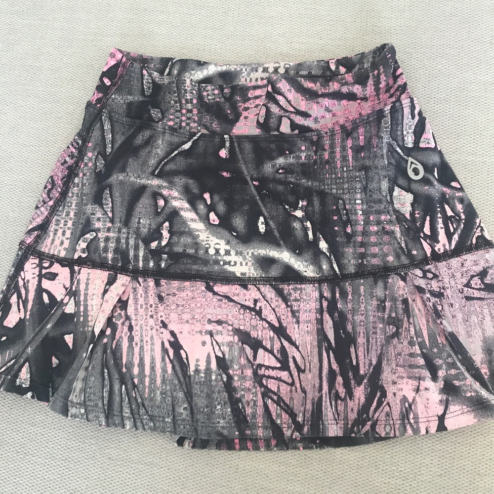 Dona Jo Skirt